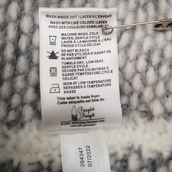 NWOT Wind River Ladies Size Medium Grey & White Straight Fit Sweater - Picture 6 of 9